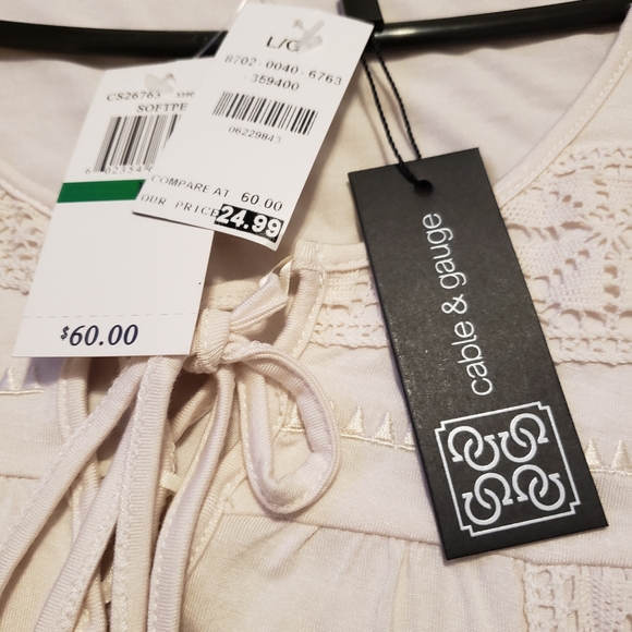 Cable & Gauge ladies Top - Picture 4 of 8